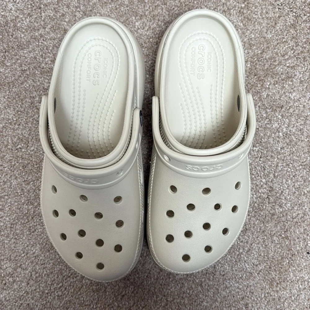 Crocs Classic Platform in Bone - Picture 2 of 5
